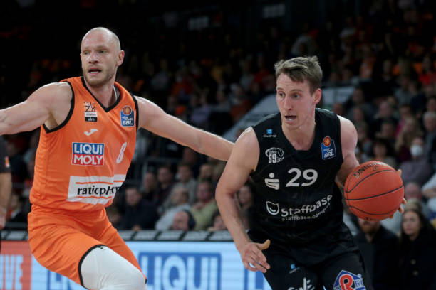 靠苏亚雷斯 靠苏亚雷斯