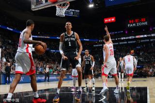 的比赛中 的比赛中