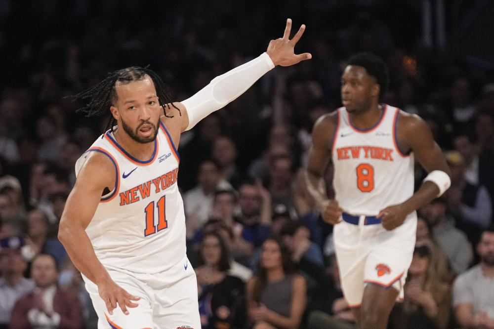 他在短短几 他在短短几