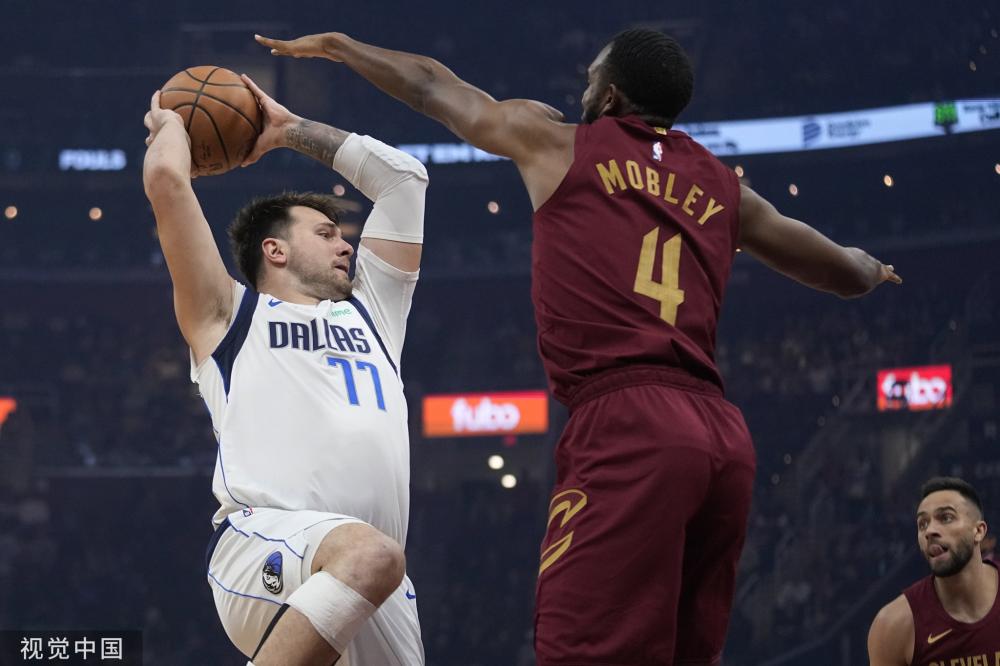 一记远射再 一记远射再